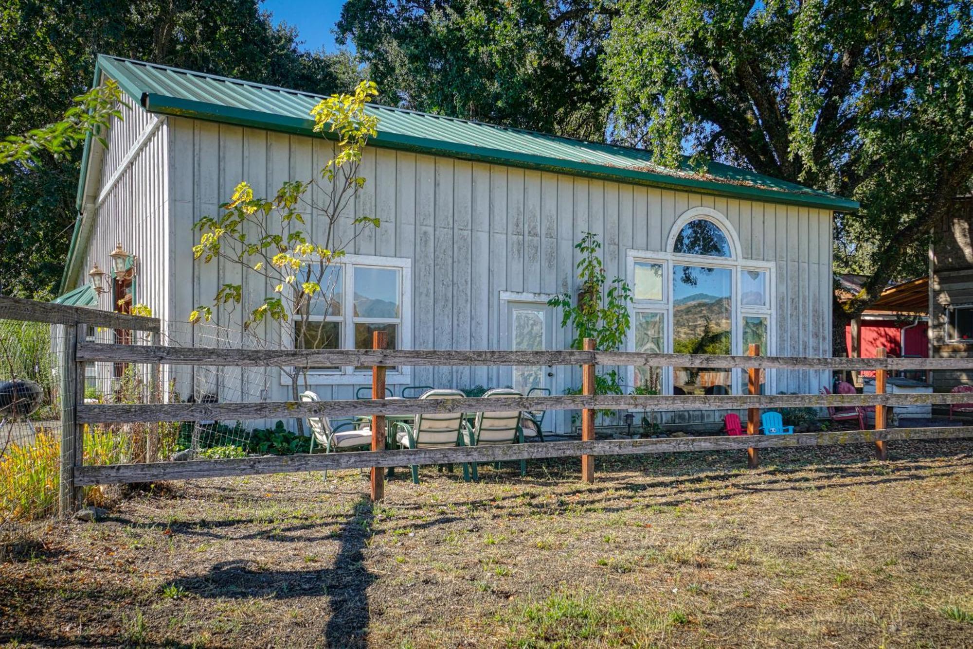 Villa Soul Whispering Ranch Retreat Upper Lake Exterior foto